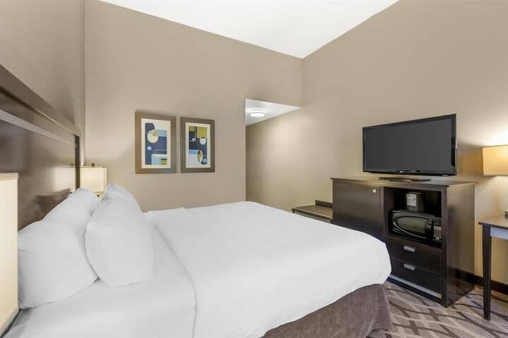 Room 14 of 38
